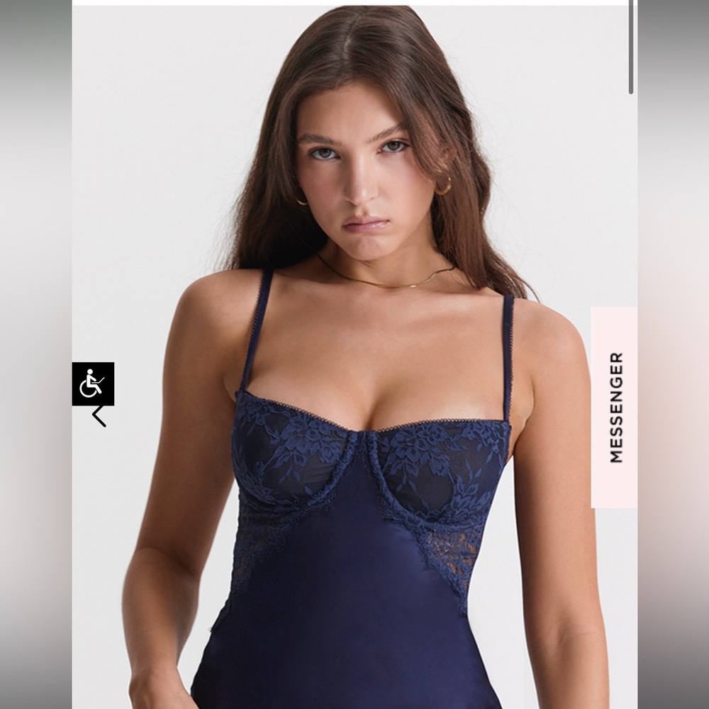 House of CB Cecilie Top NWT (Larger Cup)